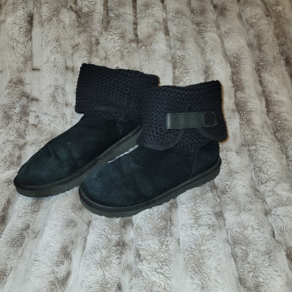 UGG Shaina Black Knit And Suede Boots